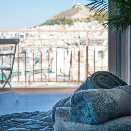 From The Top, Cozy Studio In The City Center Apartment Athens
