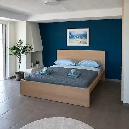 From The Top, Cozy Studio In The City Center Διαμέρισμα *